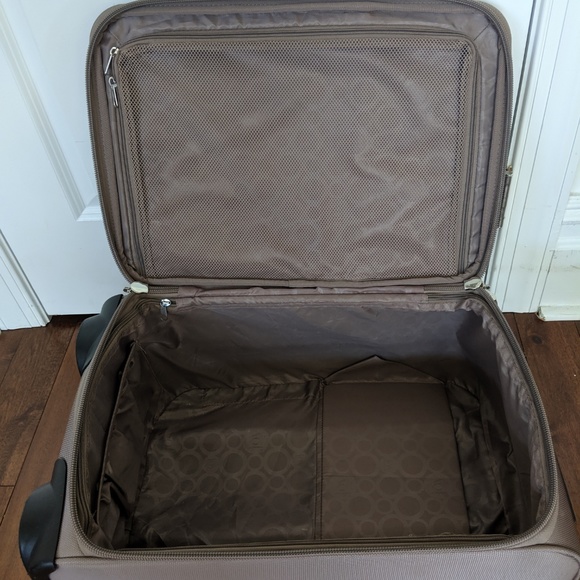 JOY First Class TuffTech Luggage Collection - Picture 7 of 8